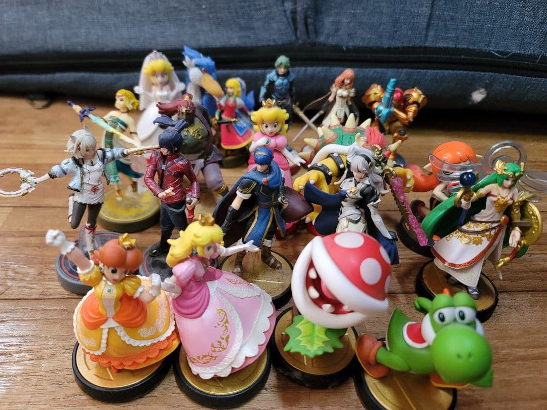 amiibo 19体セット amiibo シオカラーズセット[アオリ【オルタナ】／ホタル【オルタナ