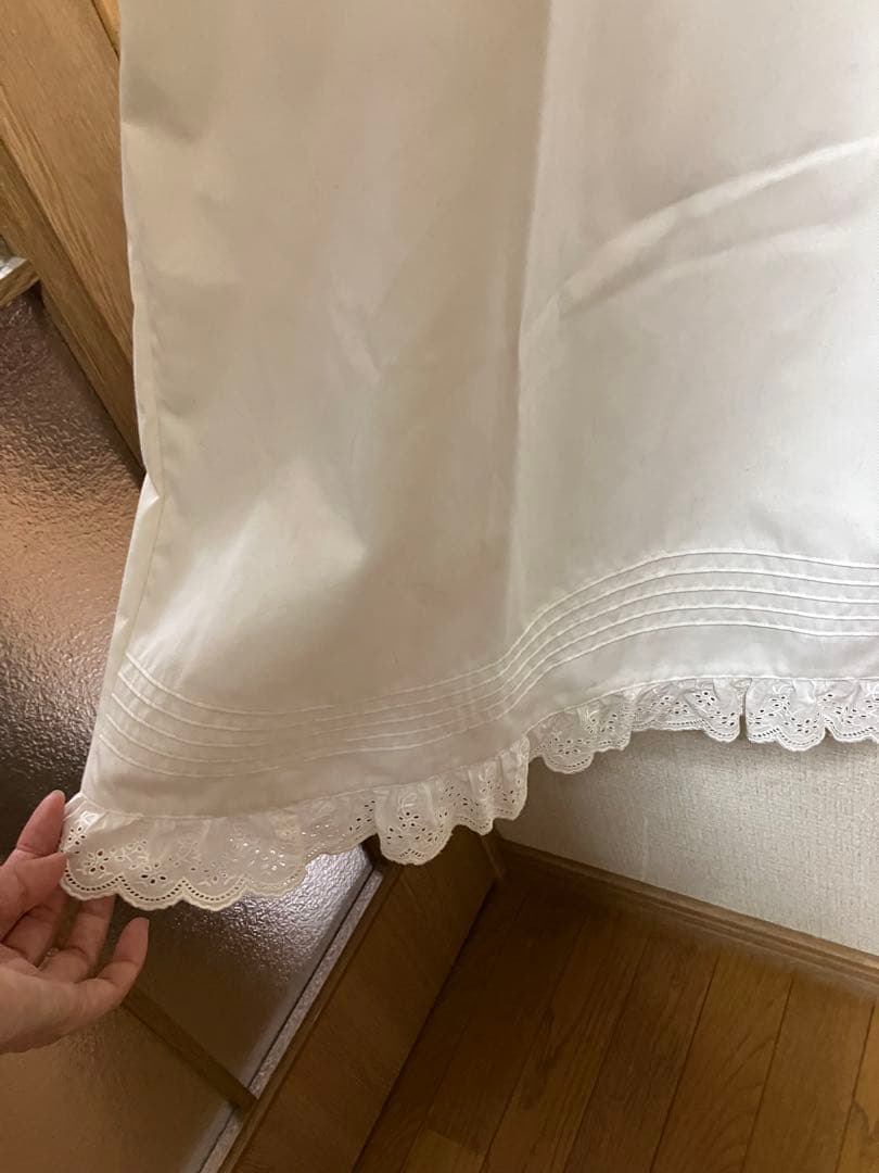 さえら エプロンドレス オフホワイト 日本製 カフェ メイド オーバードレス