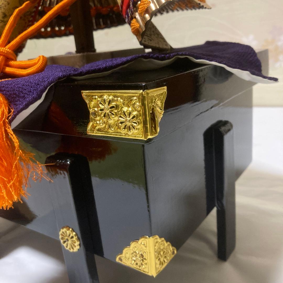 お飾り兜　龍玉作