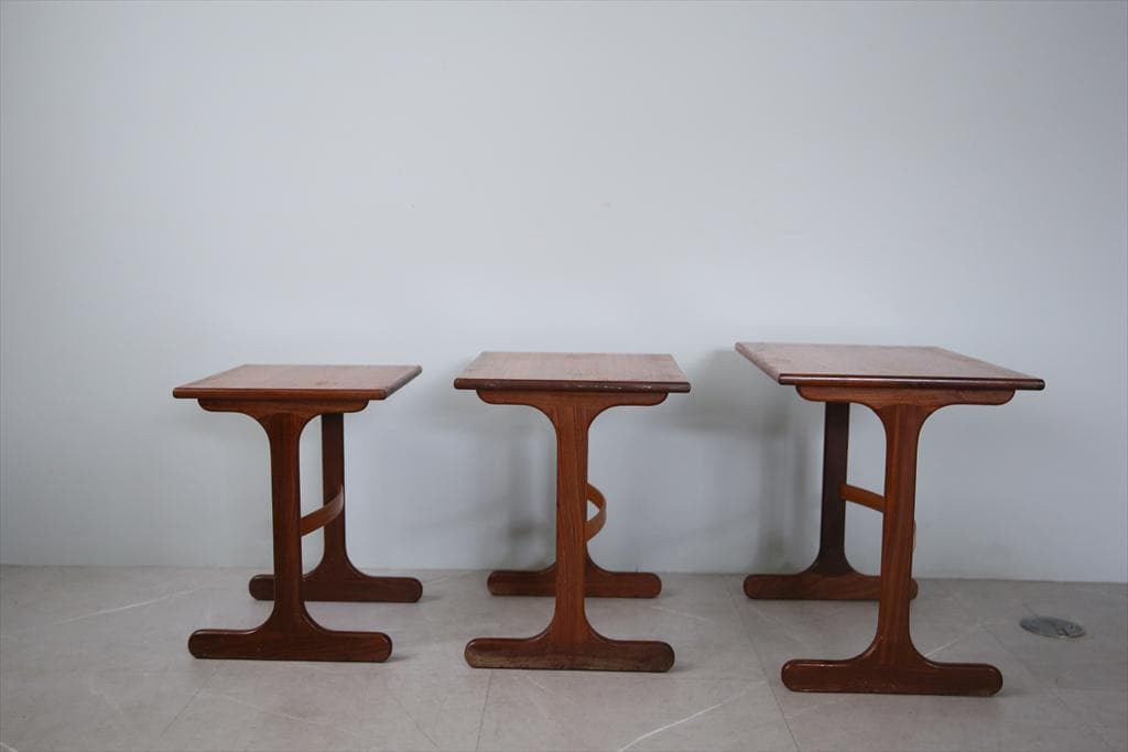 英国アンティークG-PLANジープランネストテーブル3台/収納机91-143-3