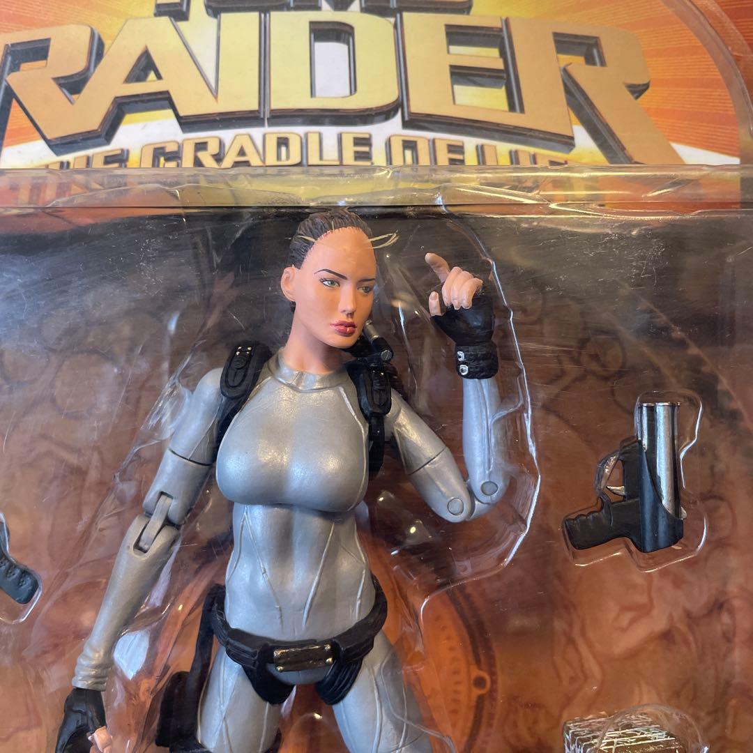 【未開封】 ララ・クラフト TOMB RAIDER フィギュア アメトイ