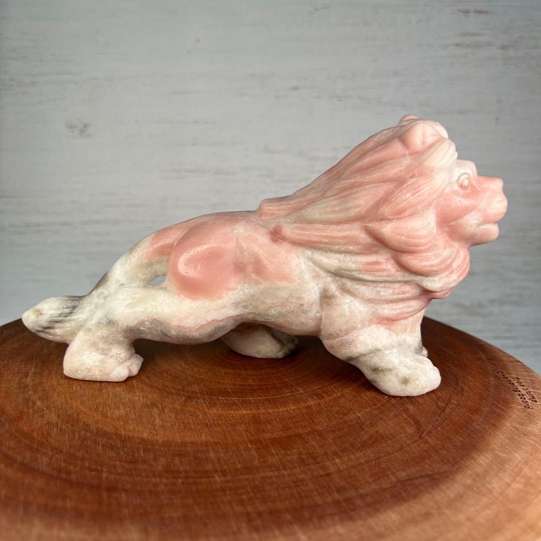 天然石　ライオン　ピンクオパール