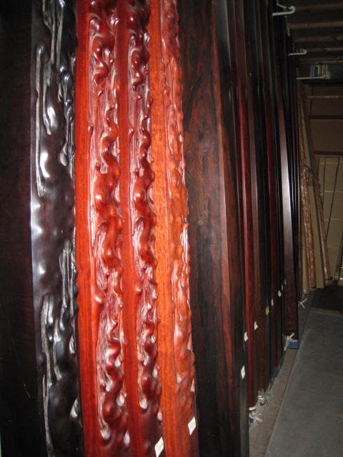 床柱　ブビンガ　彫　4.5寸（13.5ｃｍ）