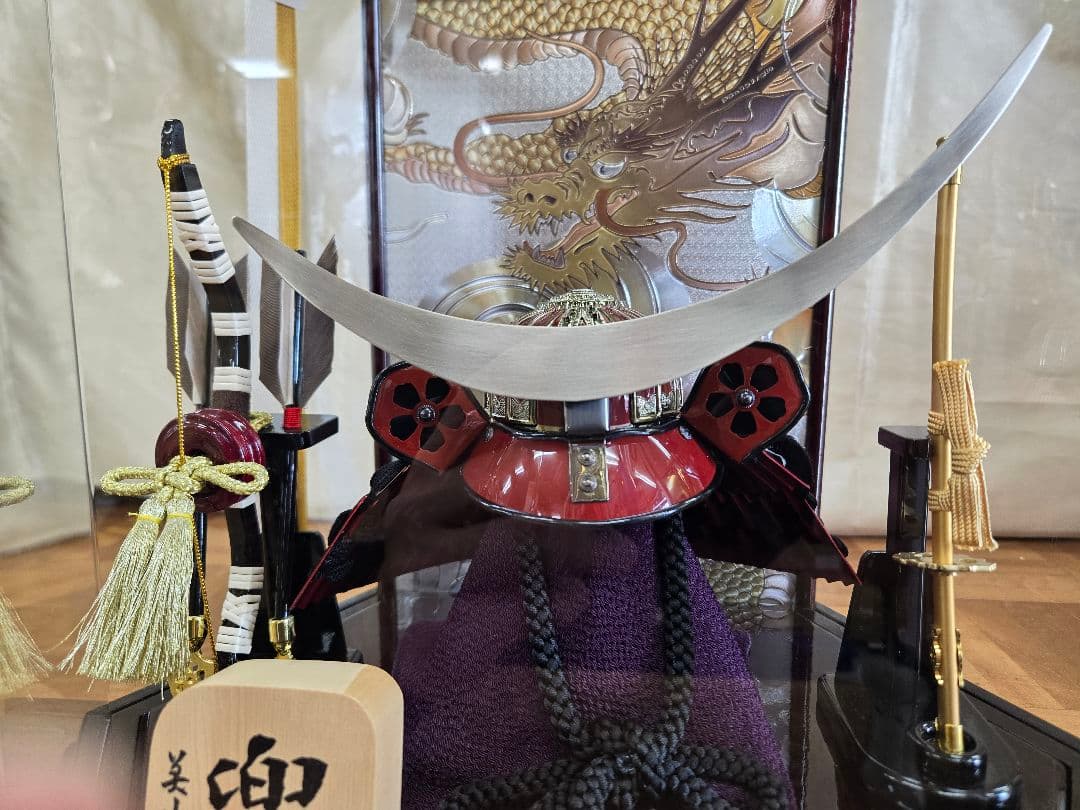 【展示品限り】五月人形　兜　伊達政宗　ケース飾り　※閉店セール　K34