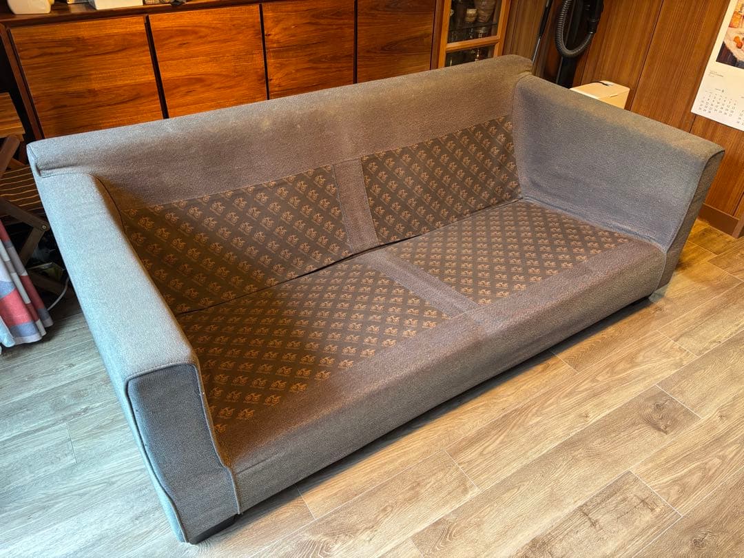 アイラーセン　ブラウンファブリック2.5人掛けソファ