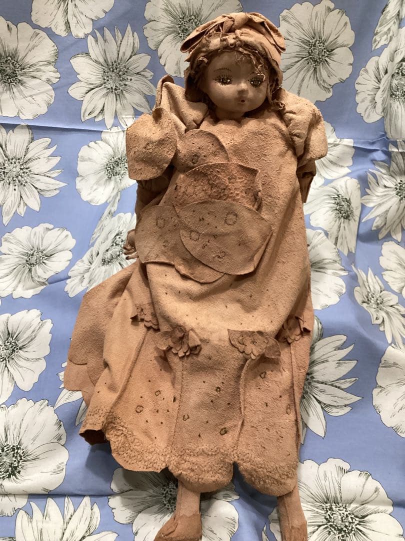 創作人形作家山下昌子　MAKODOLL 未使用　羊革花の装飾 アートドール箱付