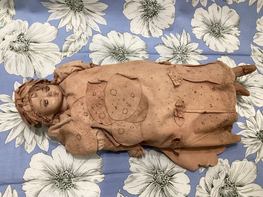 創作人形作家山下昌子　MAKODOLL 未使用　羊革花の装飾 アートドール箱付