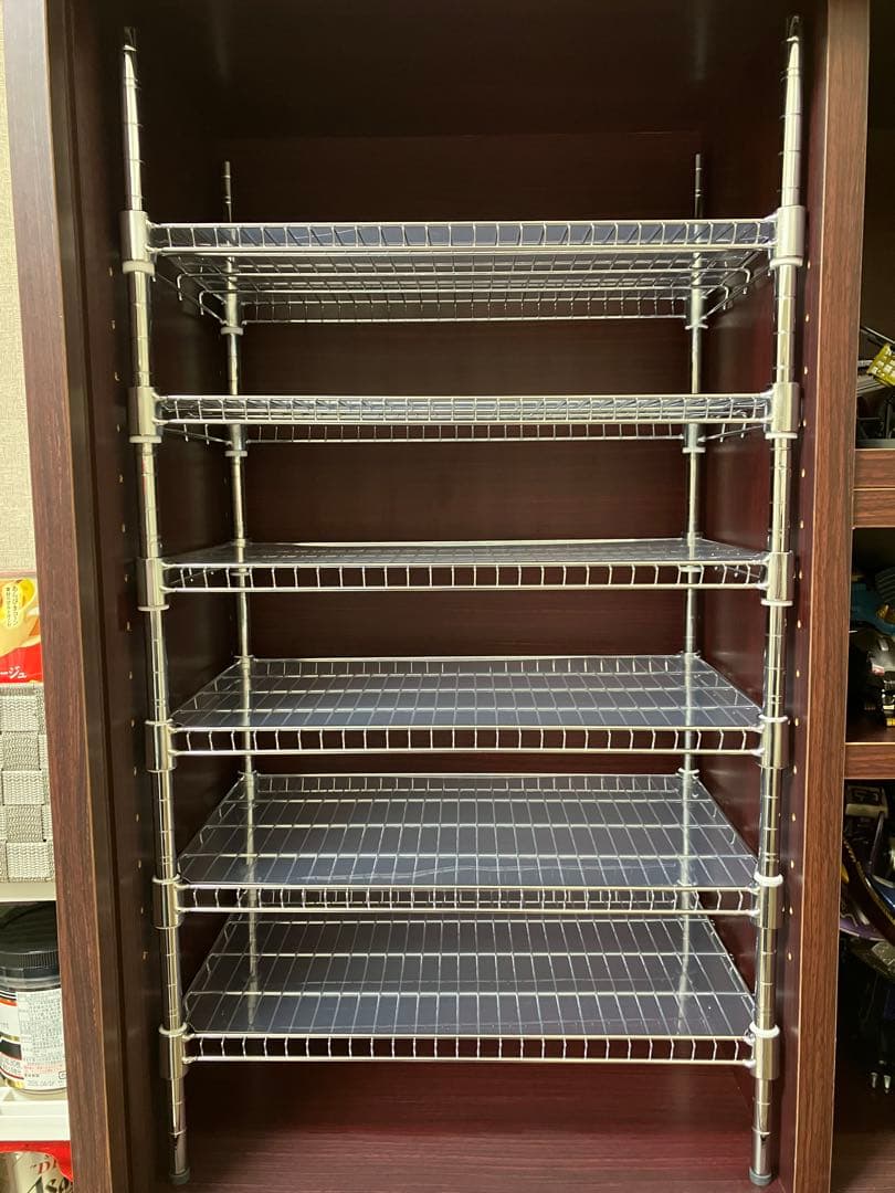 木製本棚　ガラス扉付き　収納棚