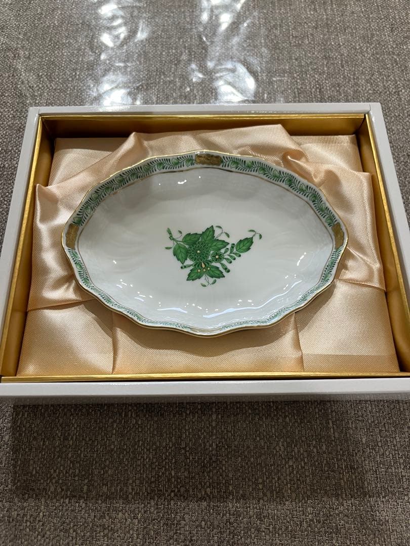 新品・未使用 Herendヘレンド アポニー・グリーン スイートディッシュ