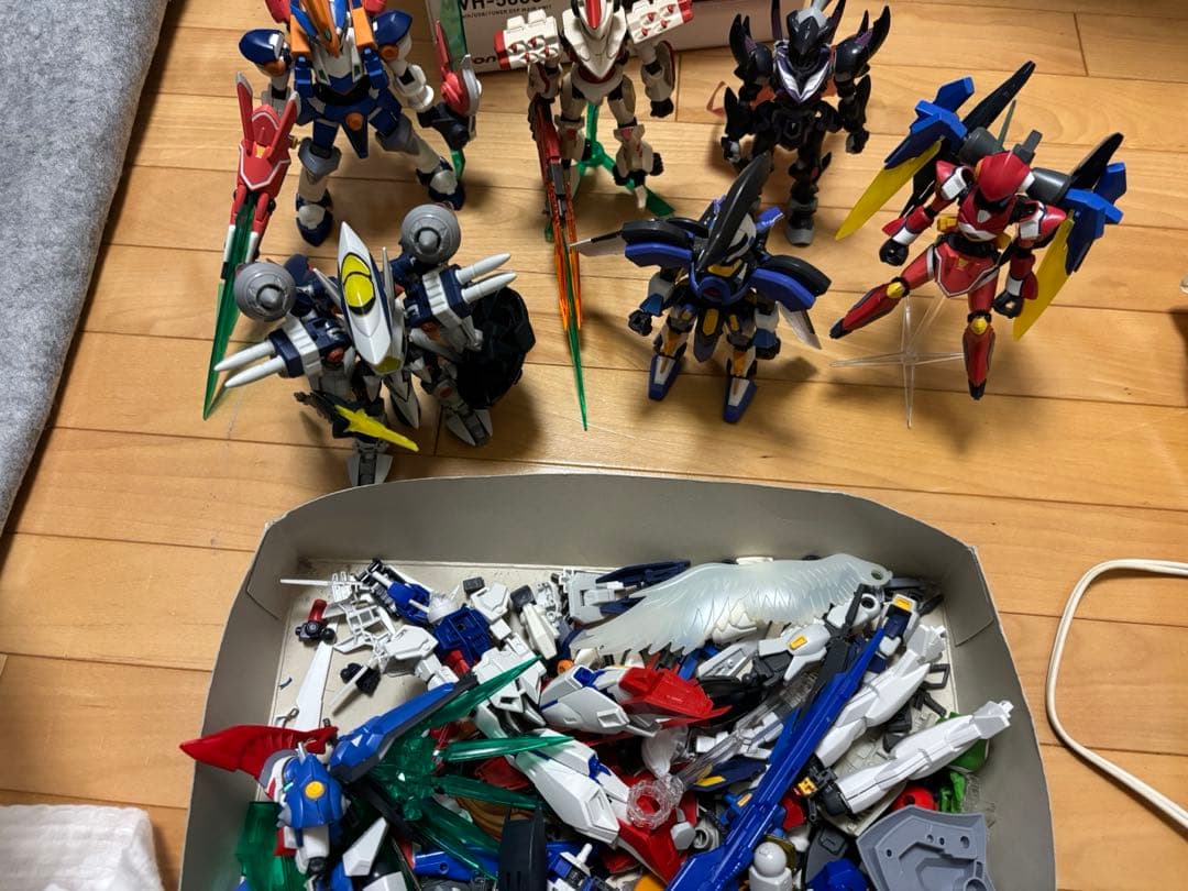 ダンボール戦機まとめ売り - メルカリ