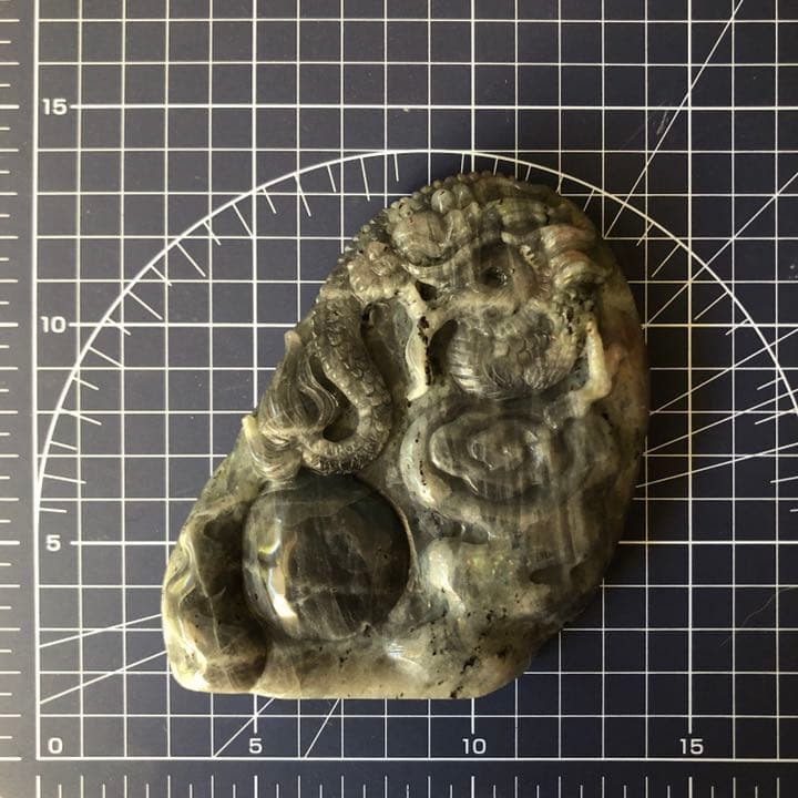 ラブラドライト ドラゴン