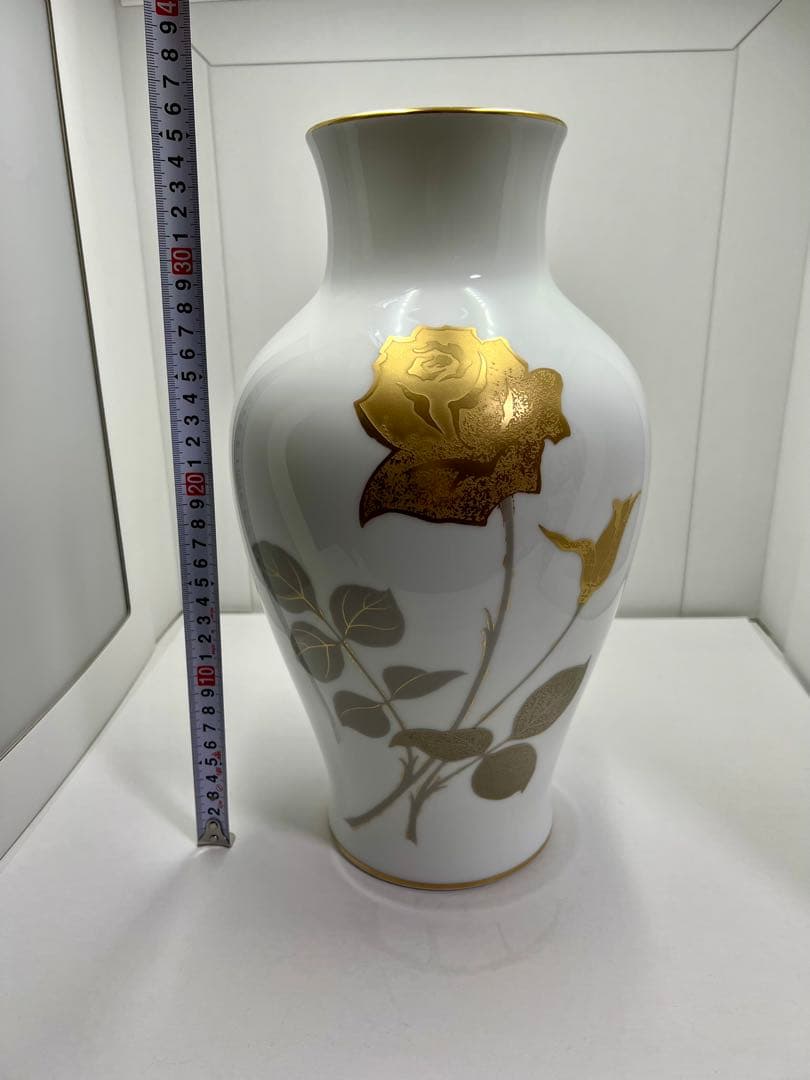 大倉陶園OKURA 金蝕バラ花瓶フラワーベース花器ゴールド 陶器 高さ約35cm