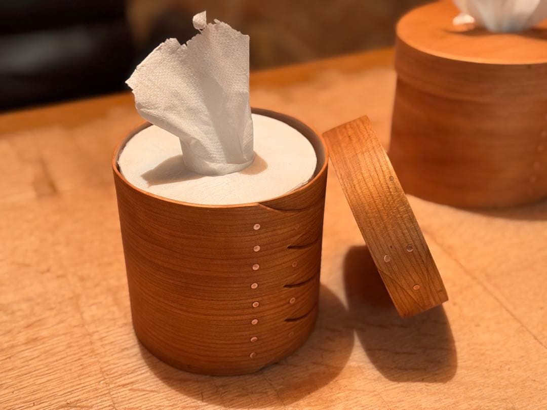 【専用】シェーカーラウンドティッシュボックス縦型 ブラックチェリー