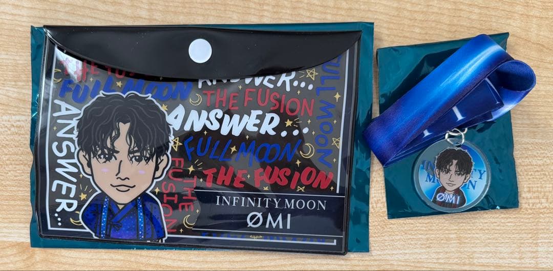 ØMI 登坂広臣 INFINITY MOON 縁日 ポーチくじ&ストラップくじ - メルカリ