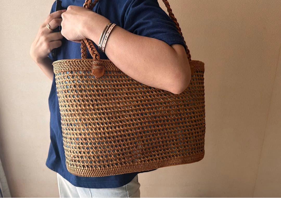 バリ島で買い付け高級アタバック