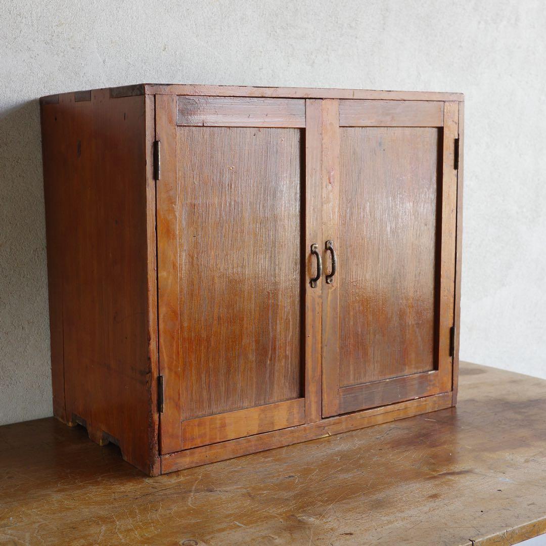 お値下げ！開き扉の棚　スパイスラック