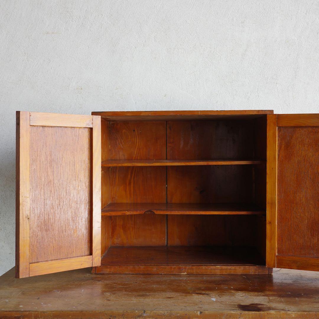 お値下げ！開き扉の棚　スパイスラック