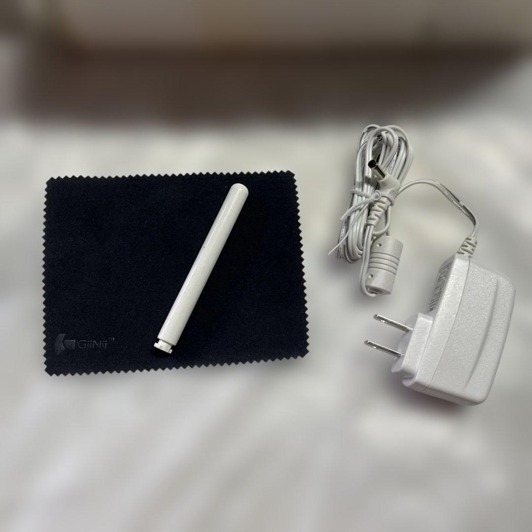 スワロフスキー　デコ　GiiNii デジタルフォトフレーム プレゼントに！