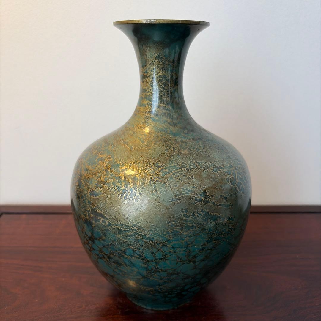 花瓶 鋳銅製 2個まとめ - メルカリ