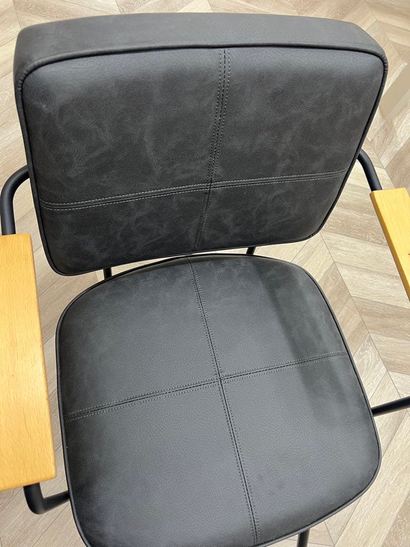 マテリ　スタイリングチェア　美容室椅子 ハーネスコードII ブラック