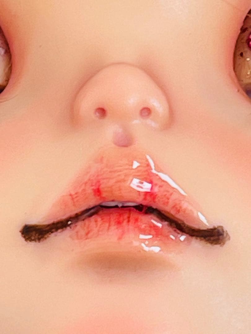 アイシードールカスタム 褐色/オープンマウス/首位置修正/ピアスつけ耳