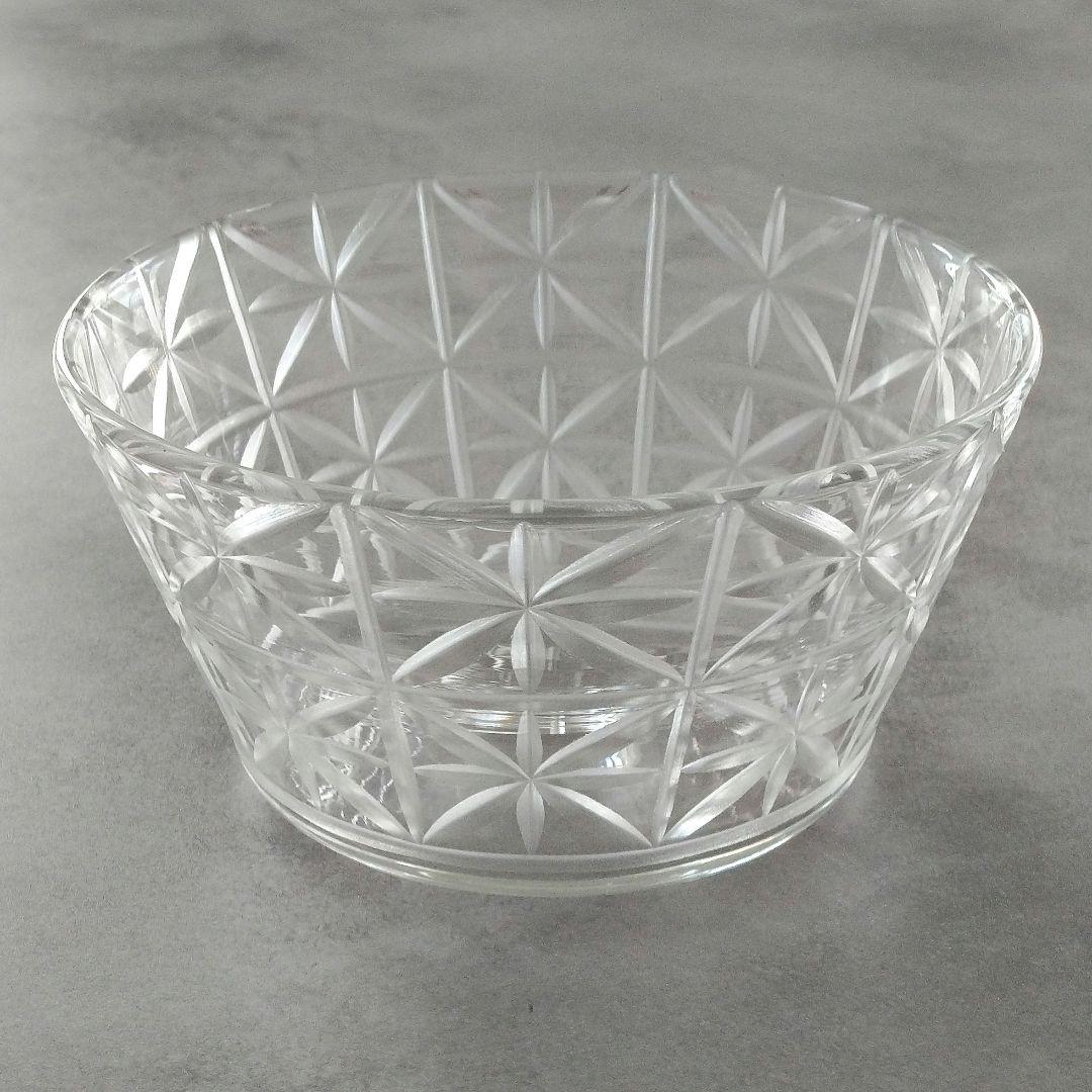 辻和美さん　花　ガラスボウル　切り子