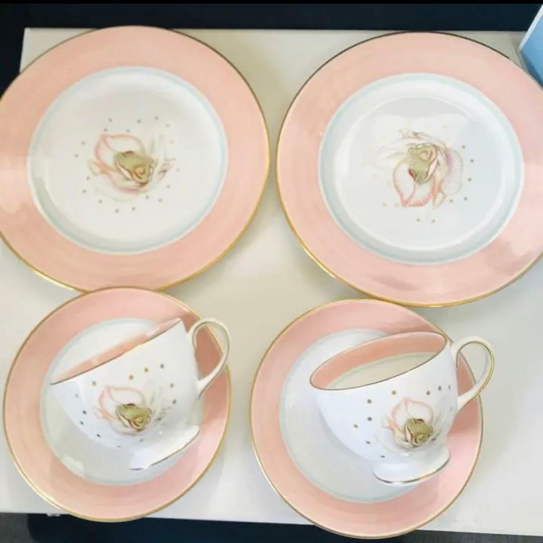 ウェッジウッド　スージークーパー  マグノリア　新品未使用　2トリオ