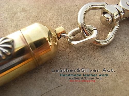 携帯灰皿　カプセル型　真鍮キーホルダー　携帯灰皿 電子　タバコケース 紙タバコ