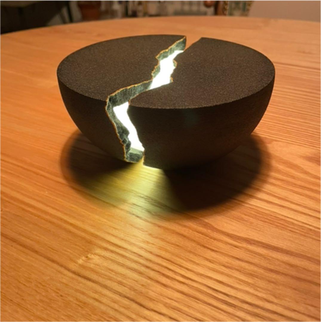 Teno｜割れたお椀モチーフのBluetoothスピーカーライト「テノ」