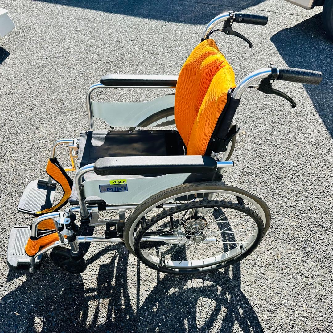 MiKi ミキ SKT-4Lo 低床型 多機能 自走用車いす スキット4