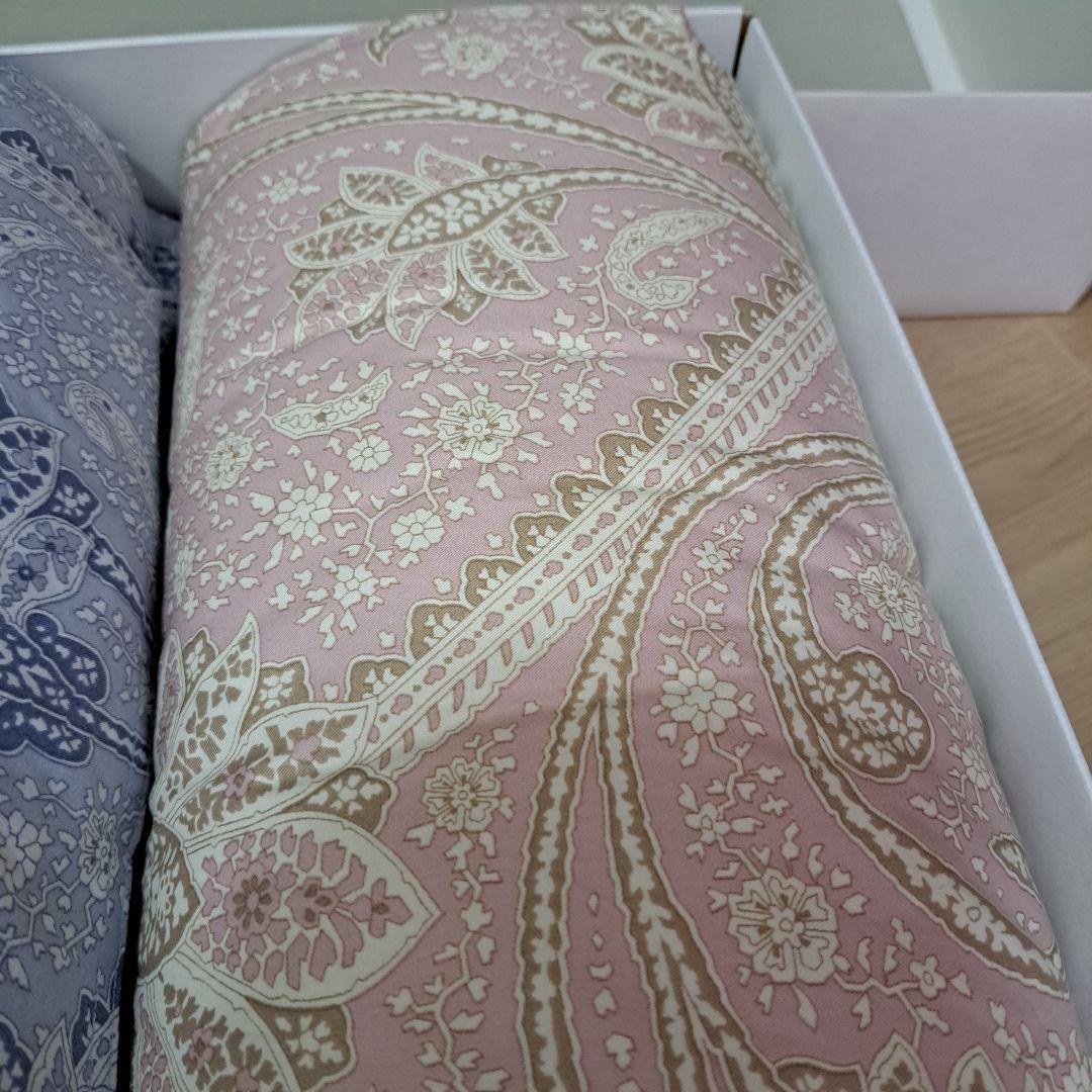 イヴ サンローラン 羽毛 ふとん 掛け布団 150x210cm ホワイトダック