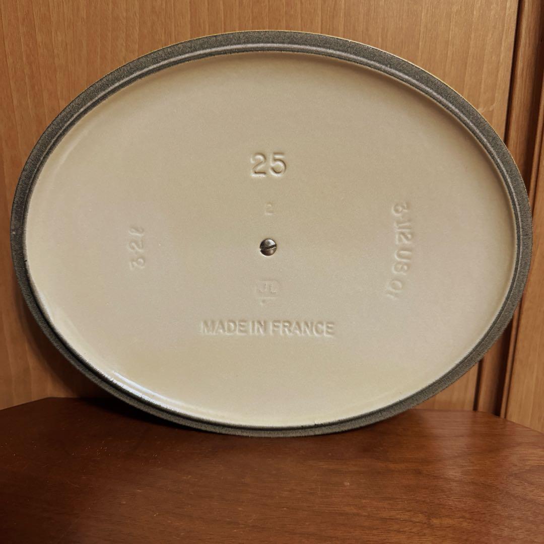 未使用 ルクルーゼ ココットオーバル 25cm ディジョンイエロー