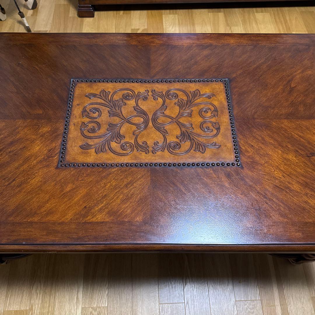 アンティーク調ダークブラウン木製センターテーブル