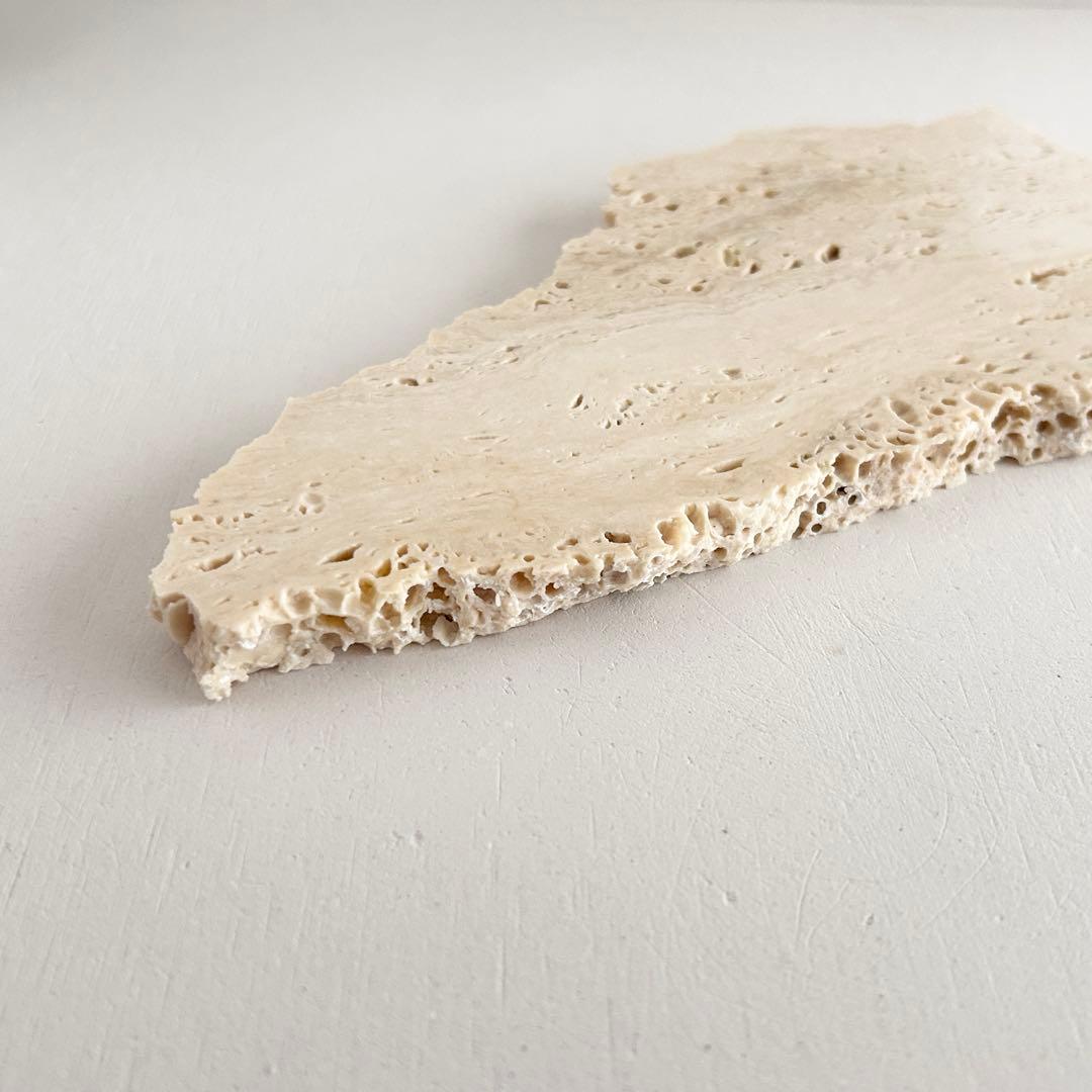 518ロマノトラバーチン（大理石端材プレート） - メルカリ