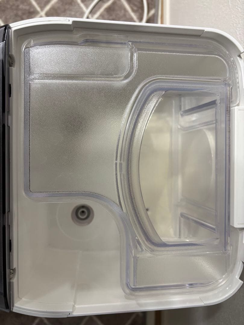 every freciou miniウォーターサーバー　カートリッジ2本付き