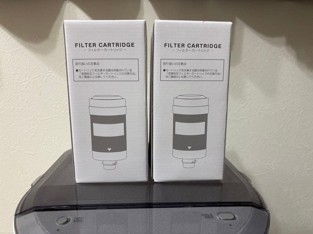 every freciou miniウォーターサーバー　カートリッジ2本付き