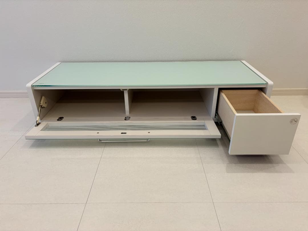 ホワイト ガラス天板 テレビボード 幅125cm【送料込み】