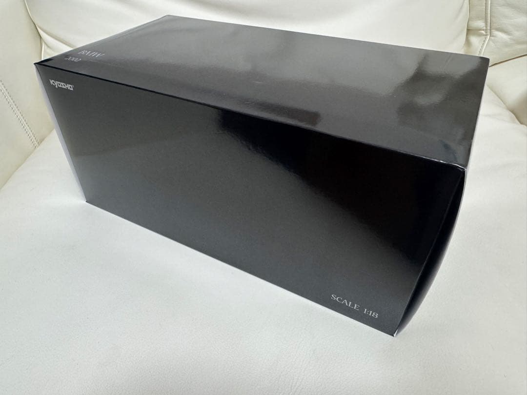 ☆ 京商 BMW 2002 ターボ 1/18 ☆