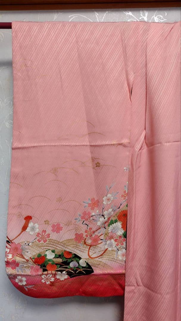 RK545子供着物着丈136センチ裄丈51センチ7歳前後用重ね襟付き正絹