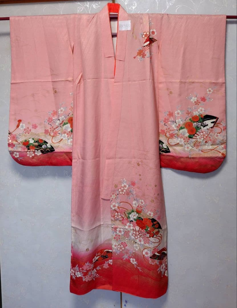 RK545子供着物着丈136センチ裄丈51センチ7歳前後用重ね襟付き正絹