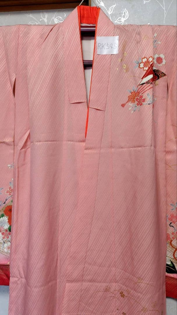 RK545子供着物着丈136センチ裄丈51センチ7歳前後用重ね襟付き正絹