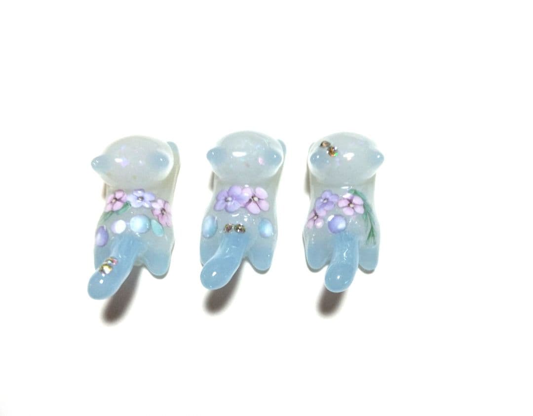 おまとめ中　ジャンピング猫　蓄光　 花　 　　　　　　フラワー　きらきら