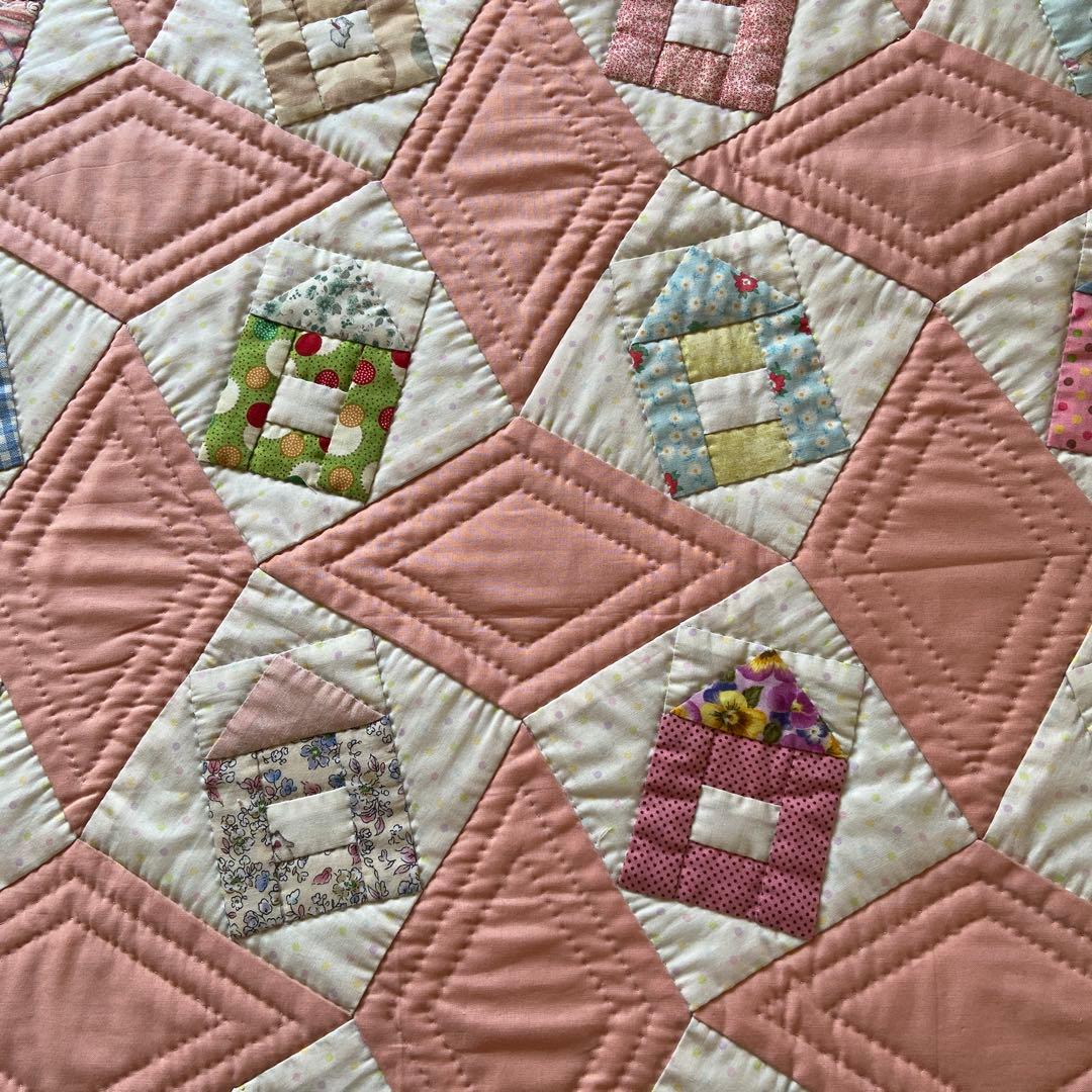 ハンドメイド　ハウスのベビーキルト