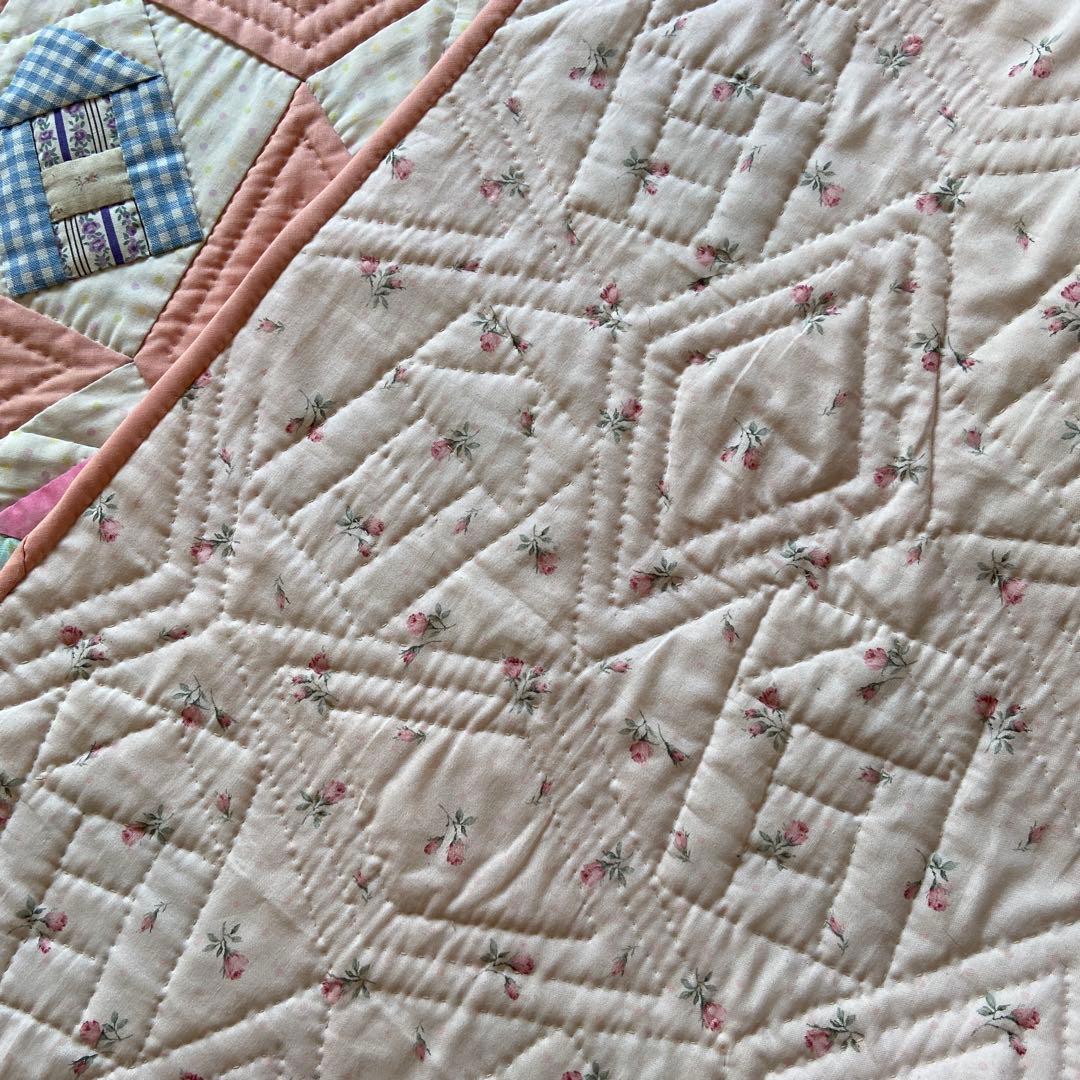 ハンドメイド　ハウスのベビーキルト