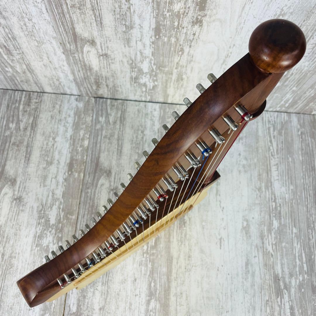 美品】Mid-East Lute Harpリュートハープ 22弦 専用ケース付 - メルカリ