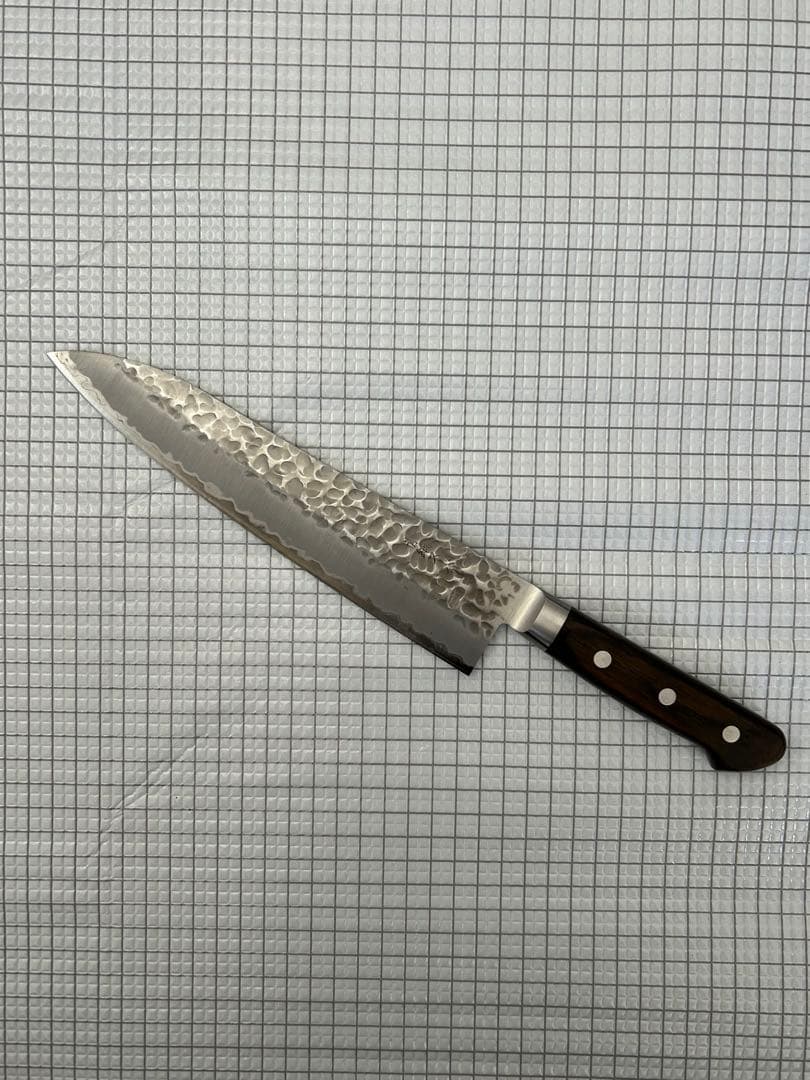 仙助 牛刀 包丁 越前打刃物 青紙スーパー 210mm 鎚目 こげ茶合板柄