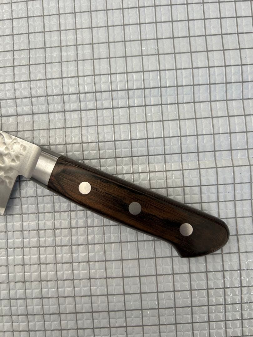 仙助 牛刀 包丁 越前打刃物 青紙スーパー 210mm 鎚目 こげ茶合板柄