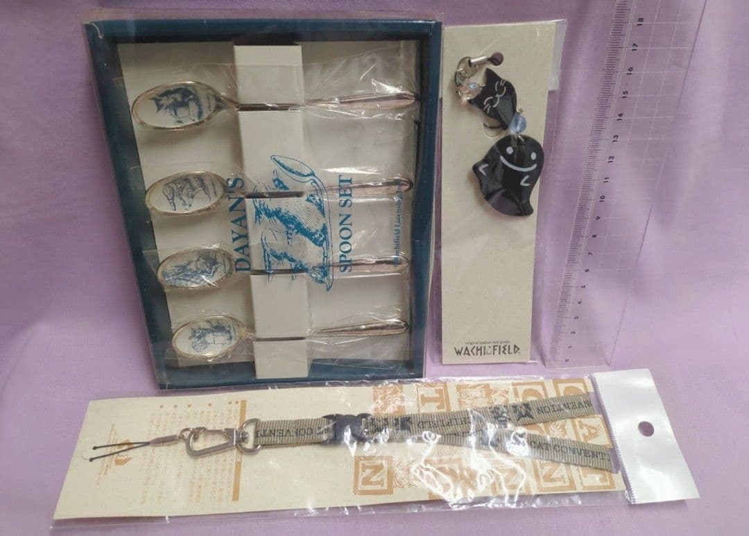 わちふぃーるど 猫のダヤン 大量 バッグ キーホルダー フィギュア ワッペン