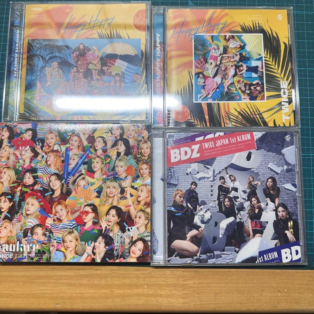 TWICE 初代ペンライト&その他グッズ - メルカリ