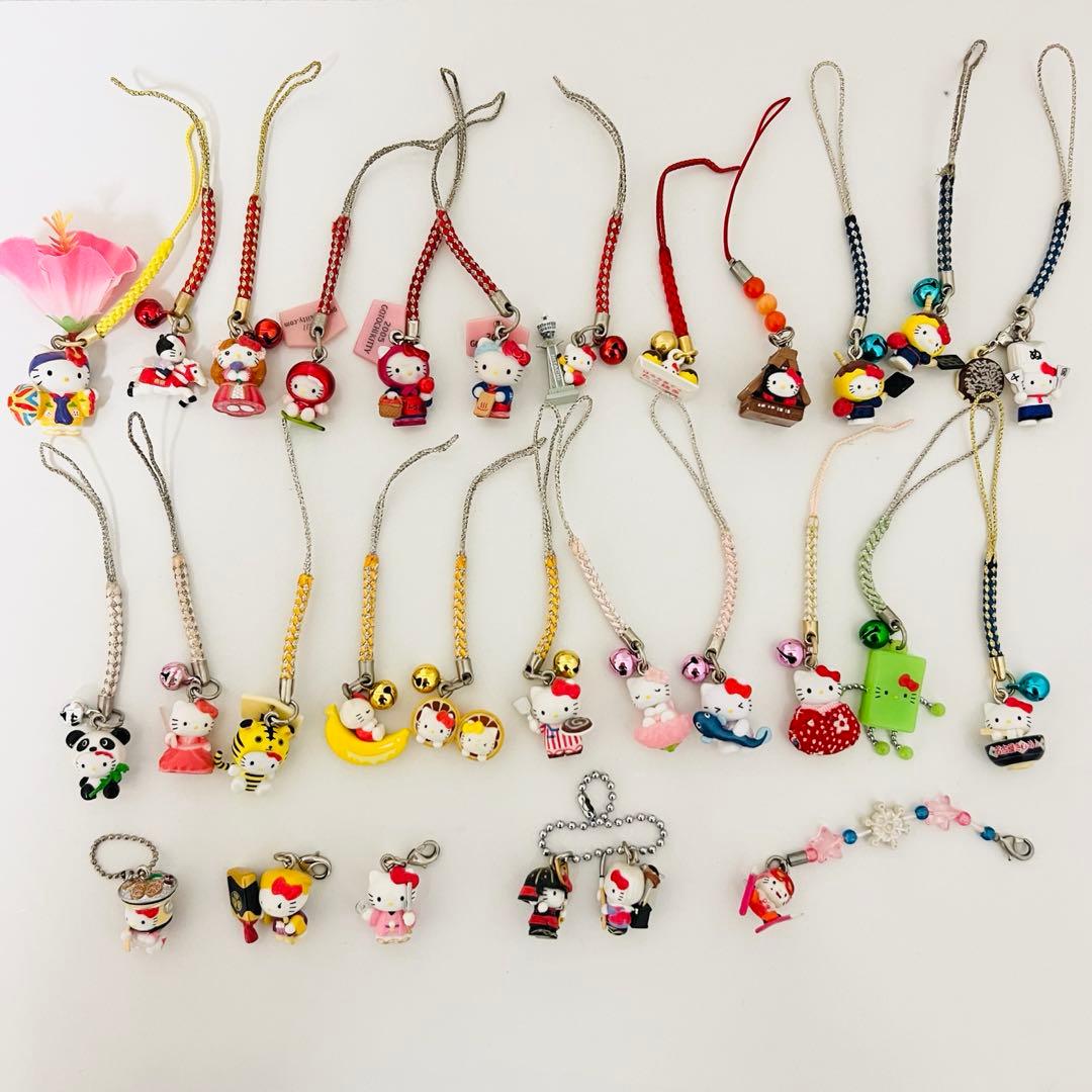 ご当地キティ 根付け りんご娘 未使用タグなし 21個 まとめ売り｜Hello